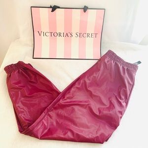 NWT VS Metallic Purple Cargo Jogger Pants SMALL